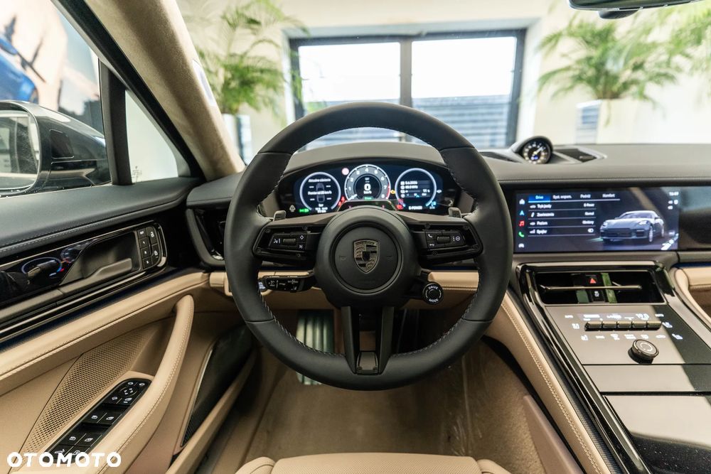Porsche Panamera Turbo S E-Hybrid PHEV - 18