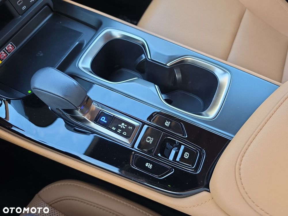 Lexus NX 350h Prestige 2WD - 18
