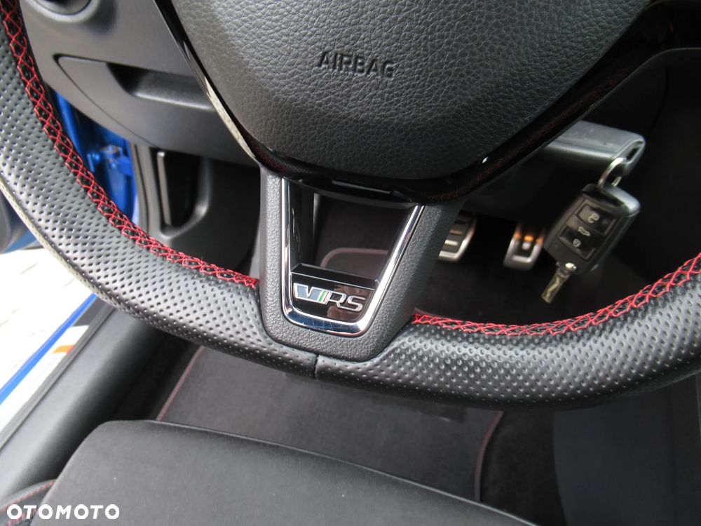 Skoda Octavia 2.0 TDI 4x4 DSG RS - 27