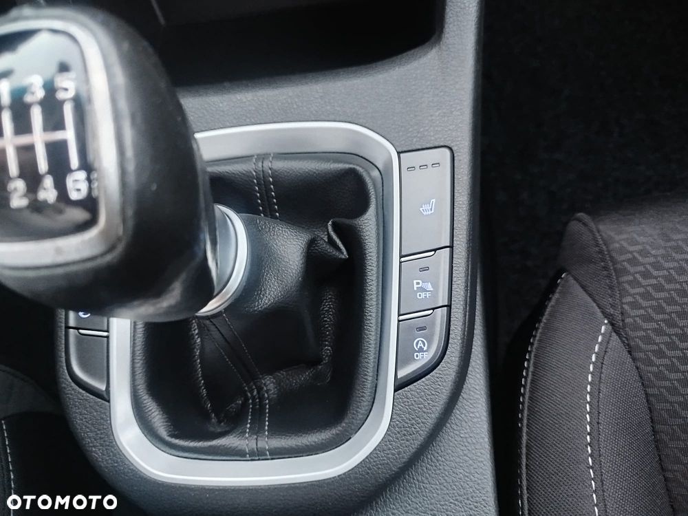 Hyundai i30 1.0 T-GDI Passion Plus - 12
