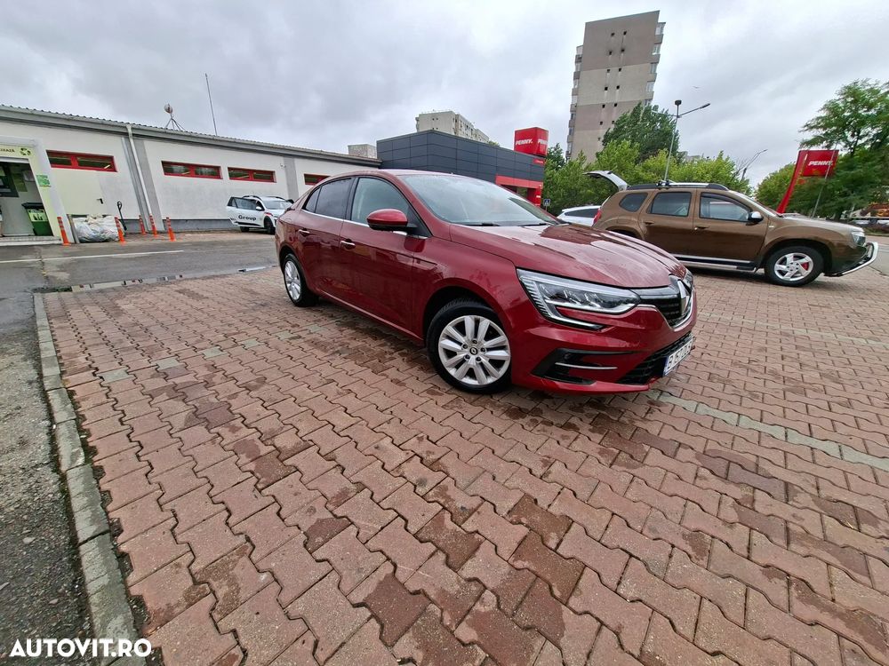 RENAULT Megane