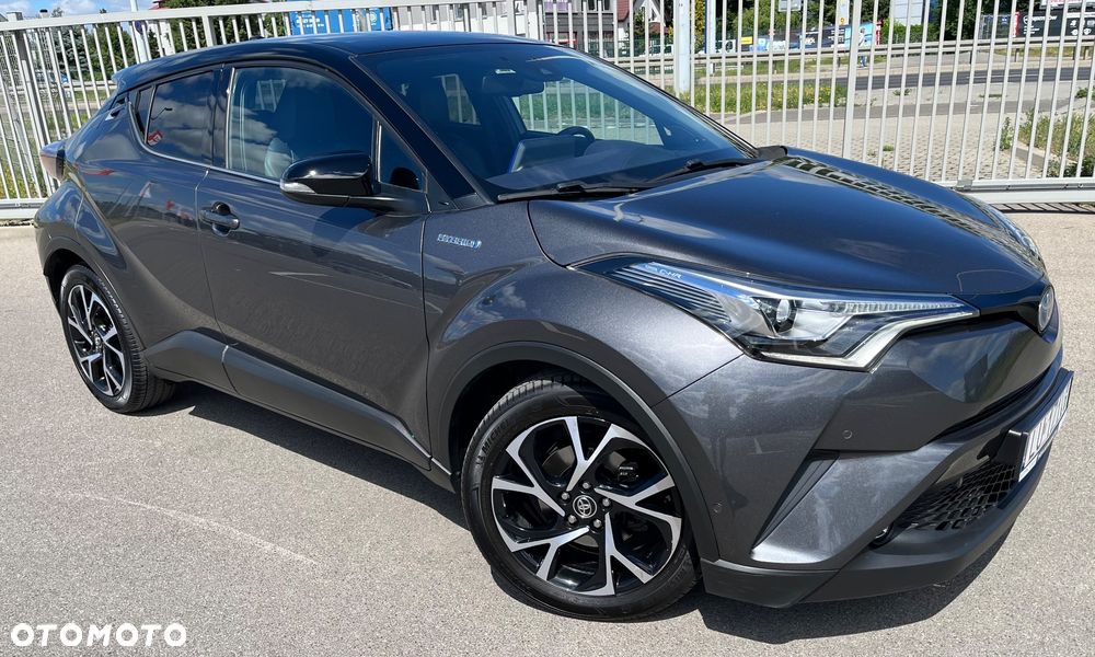 Toyota C-HR Flow - 9
