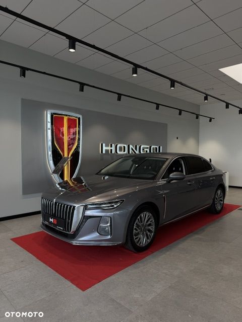Hongqi H5 - 6