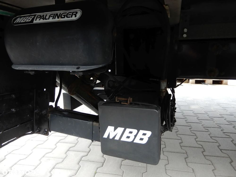 Zabudowa paka firanka winda PALFINGER - 10