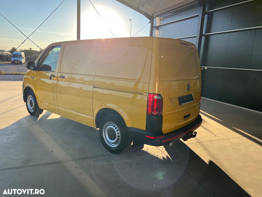 Volkswagen Transporter - 4