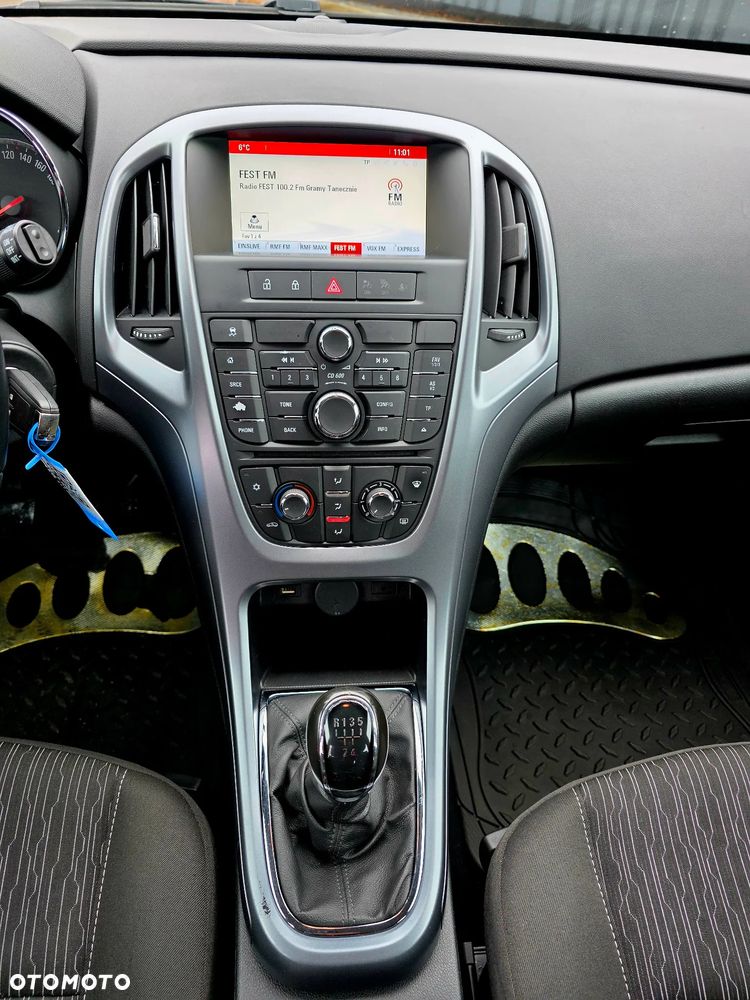 Opel Astra 1.6 Enjoy - 19