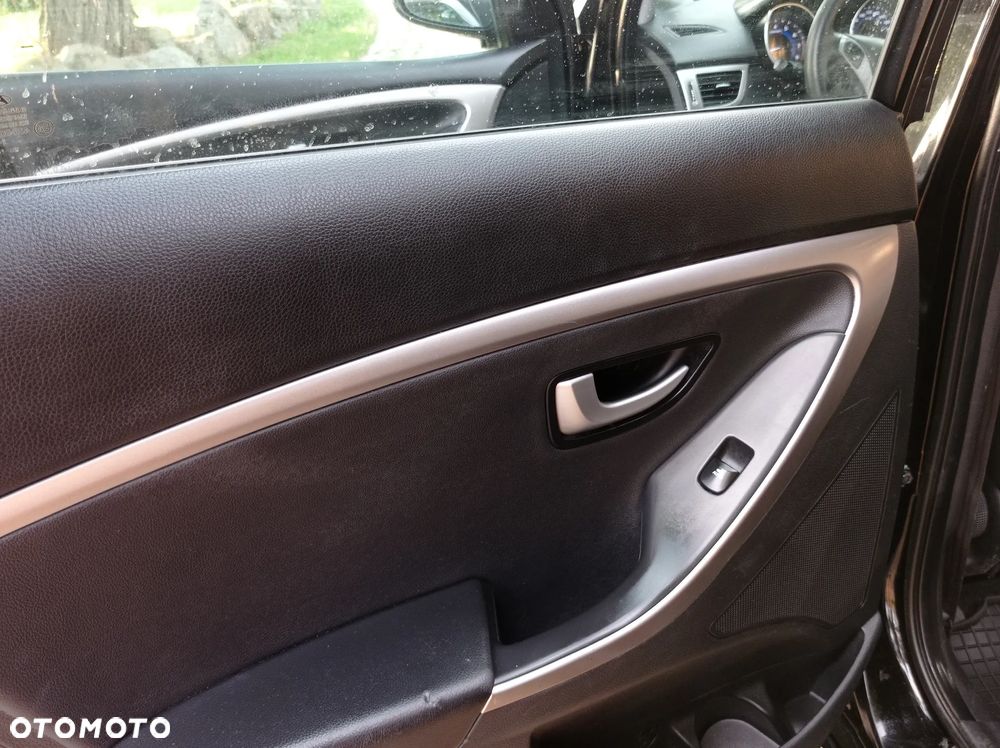 Hyundai i30 1.6 GDI Premium - 29