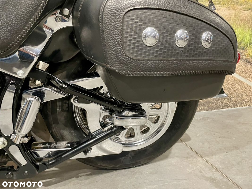 Harley-Davidson Softail Deluxe - 8