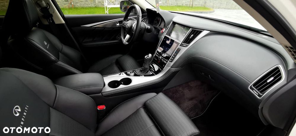 Infiniti Q50 Q50S 3.0t Sport - 16