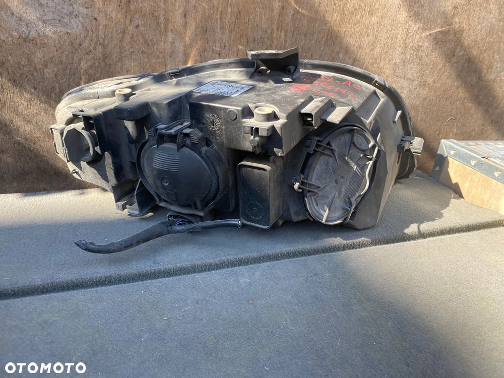 lampy audi a4 b7 8E0 komplet eu całe - 6