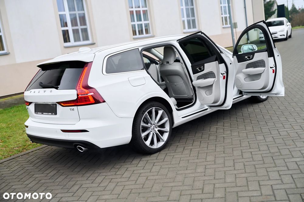 Volvo V60 - 22