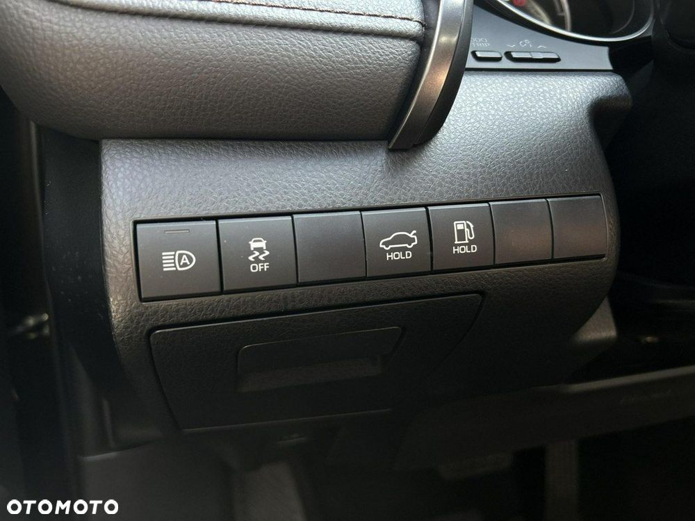 Toyota Camry 2.5 Hybrid Comfort CVT - 20