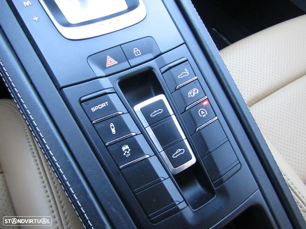 Porsche 718 Boxster 2.0 PDK - 17