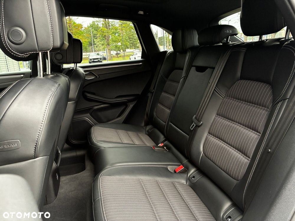 Porsche Macan - 37