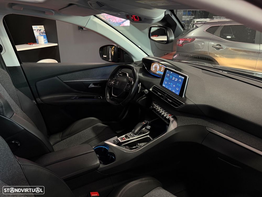 Peugeot 3008 PureTech 130 Stop & Start GPF EAT8 Active Business-Pack - 11