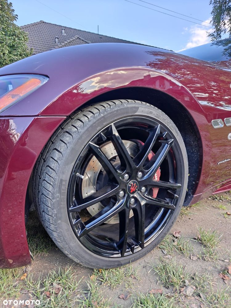 Maserati GranTurismo - 10