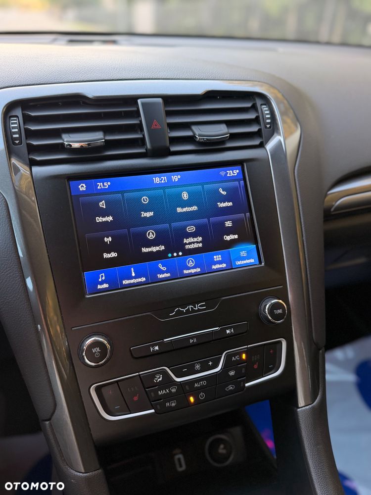 Ford Mondeo - 26