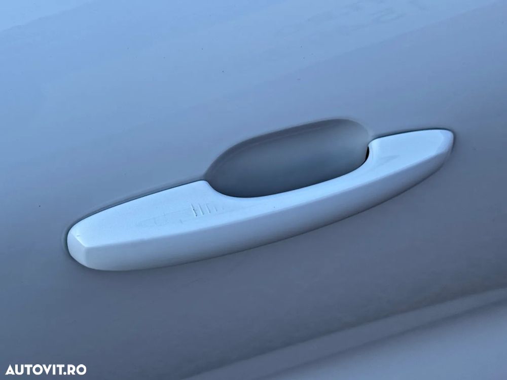 Ford Kuga 2.5 Duratec PHEV Titanium - 30