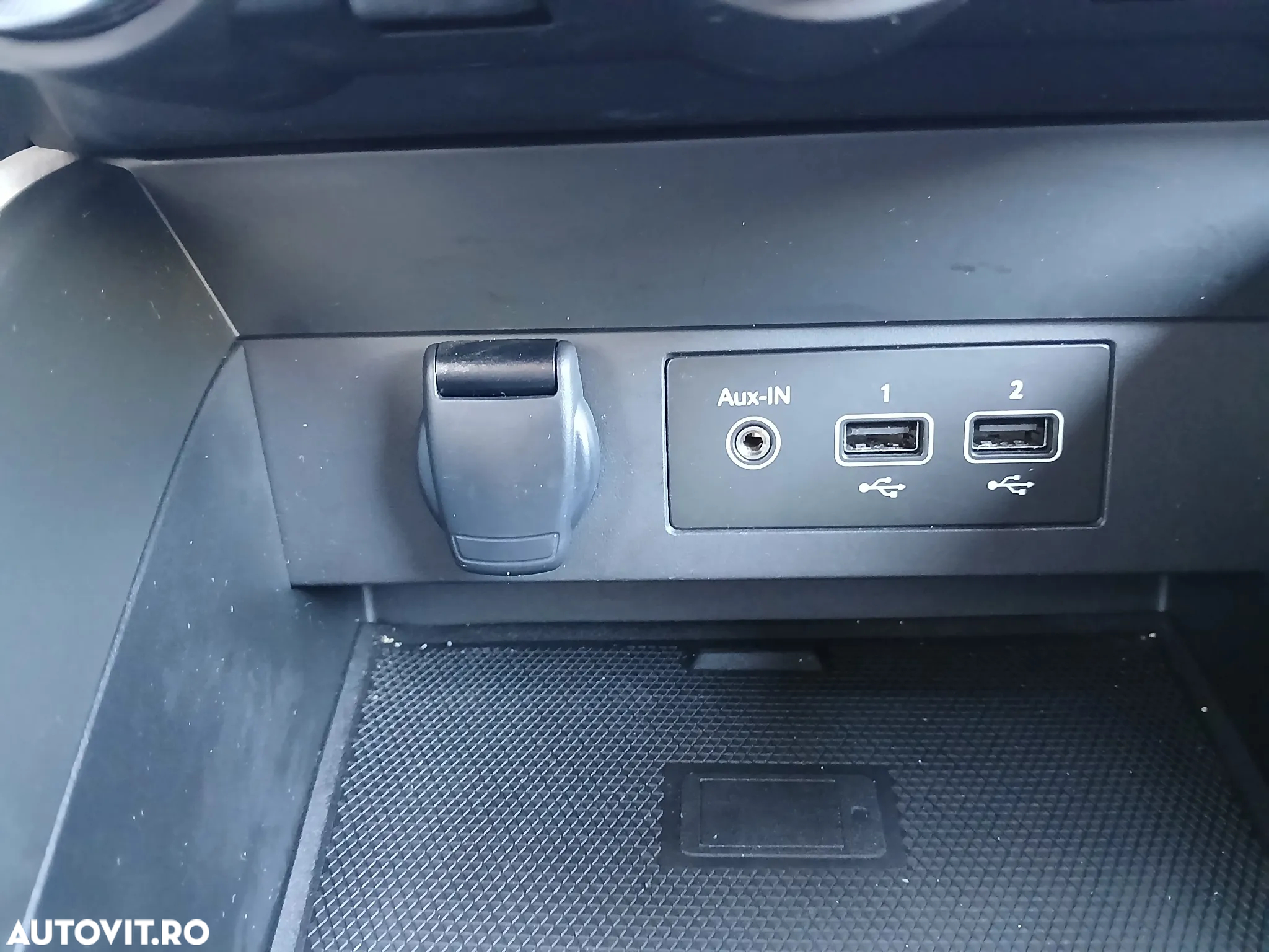 Renault Clio V TCe 90 Techno - 9