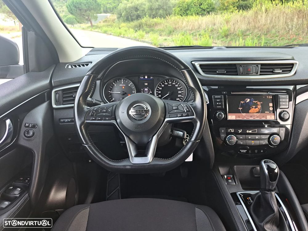 Nissan Qashqai 1.5 dCi DCT N-CONNECTA - 16