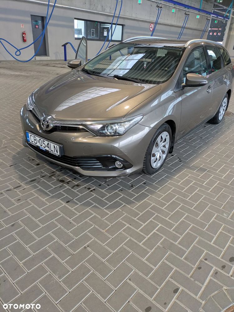 Toyota Auris 1.33 VVT-i Premium - 6