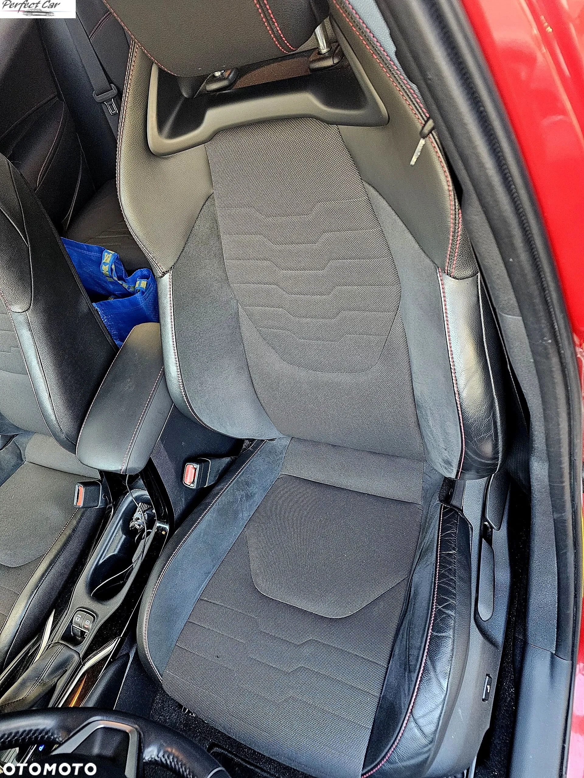 Toyota Corolla 1.8 Hybrid Executive - 15