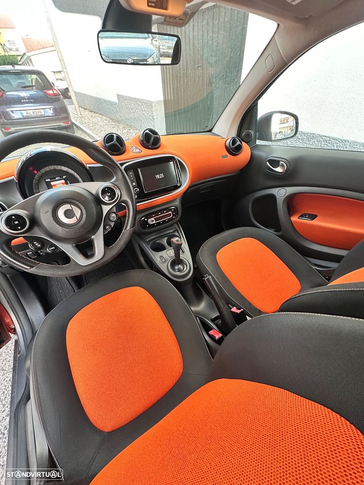 Smart ForTwo Coupé 1.0 mhd Passion 71 - 6