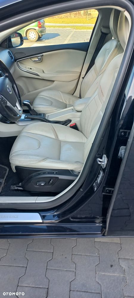 Volvo V40 D4 Drive-E Ocean Race - 7