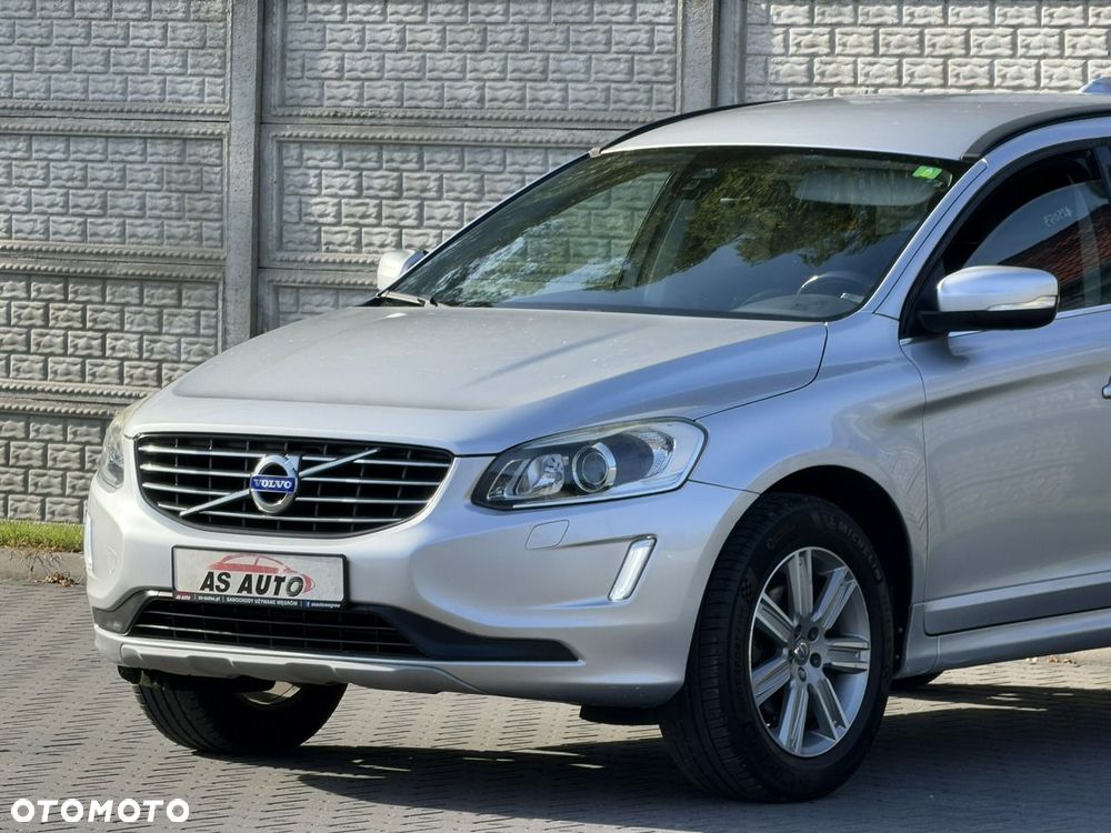 Volvo XC 60 D4 Momentum Pro - 27