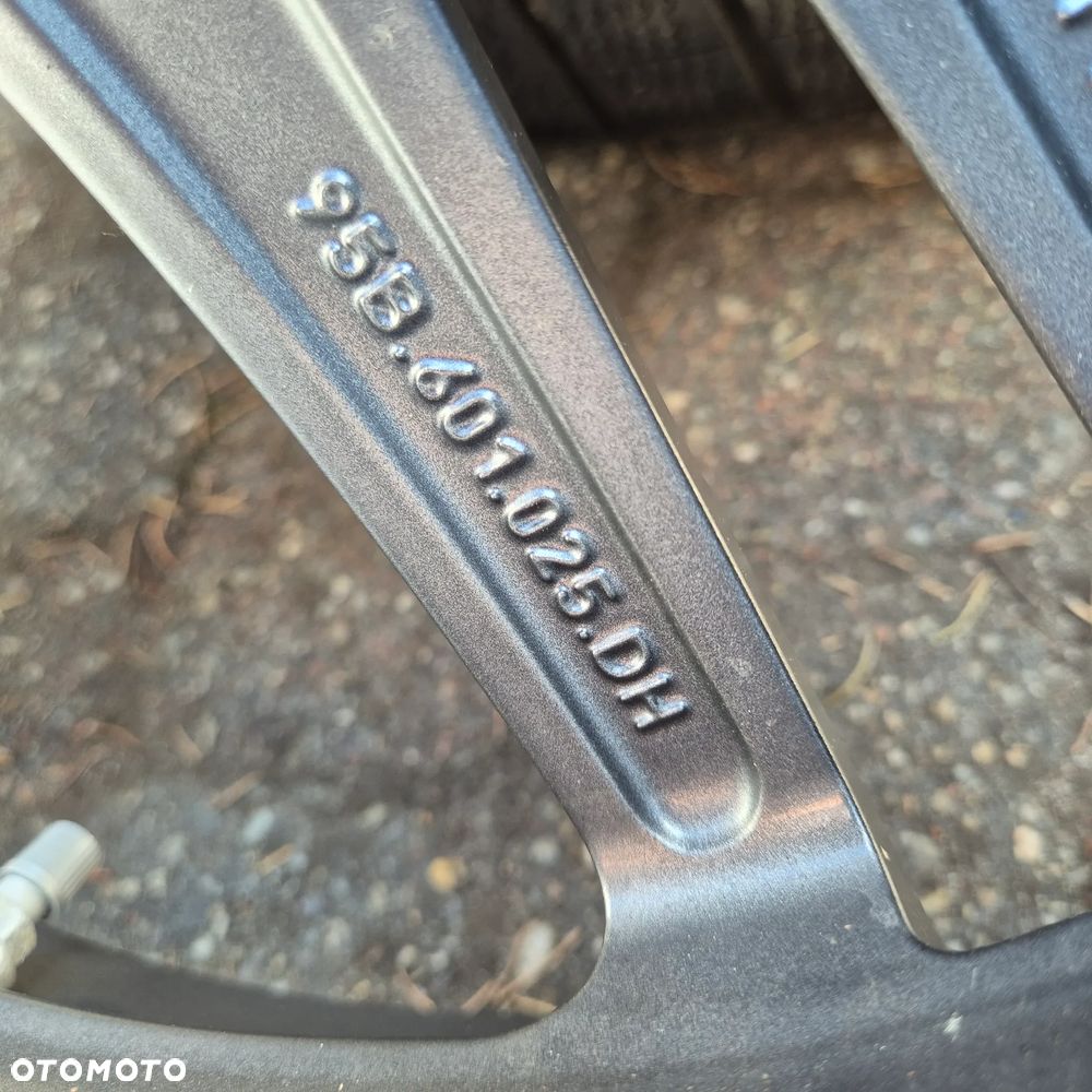 ZIMA KOŁA R20 ORYGINAŁ PORSCHE MACAN TURBO 265/45 295/40 R20 - 16