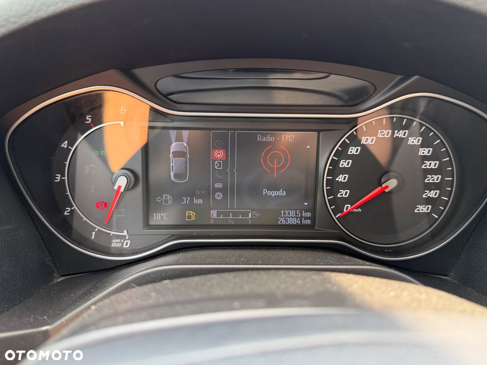 Ford S-Max 2.0 TDCi DPF Titanium X - 13