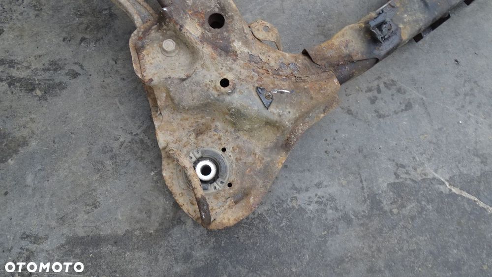 SANKI WÓZEK KOŁYSKA HONDA ACCORD VII 2.0 - 2