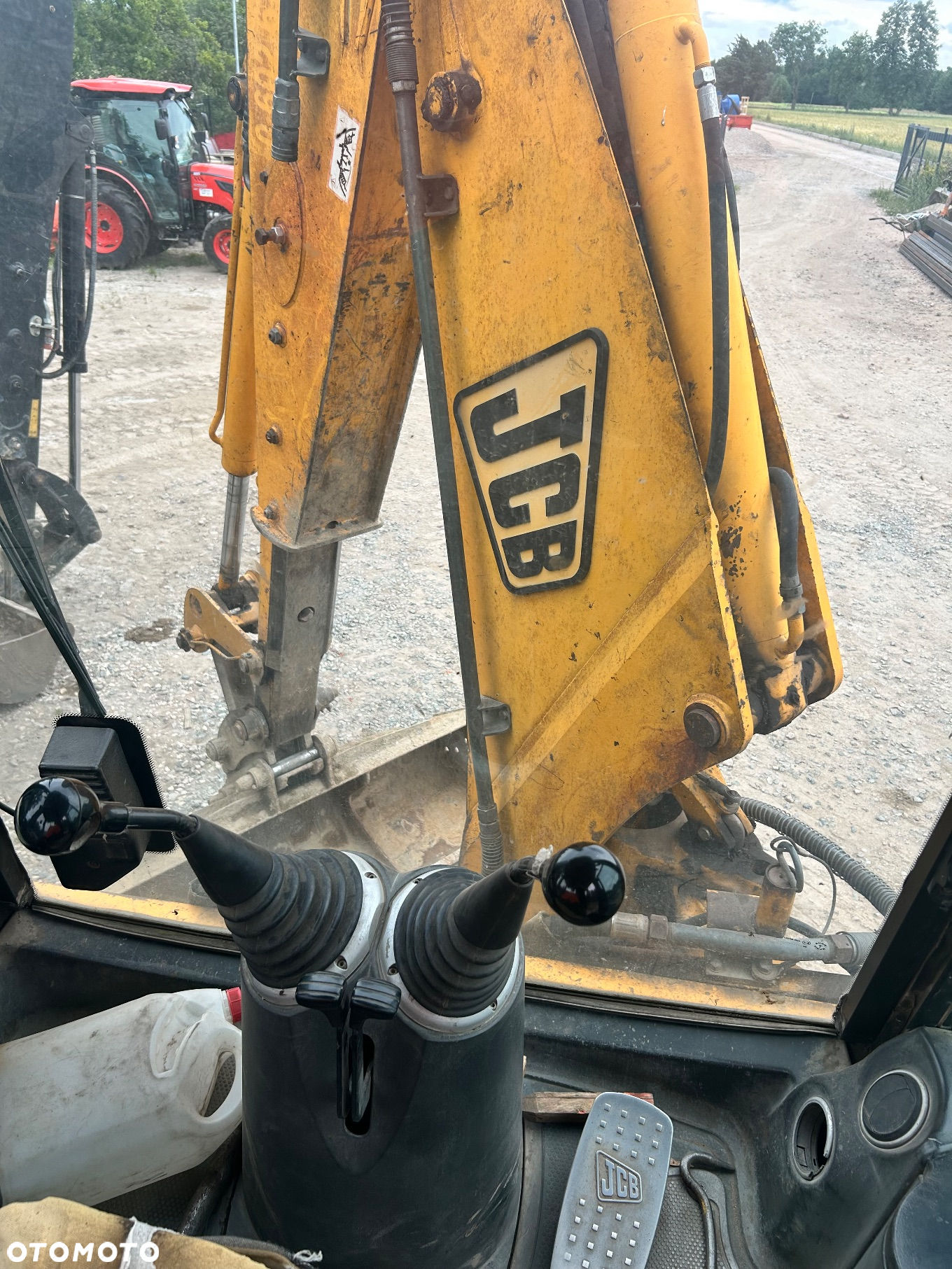 JCB 3xc - 7