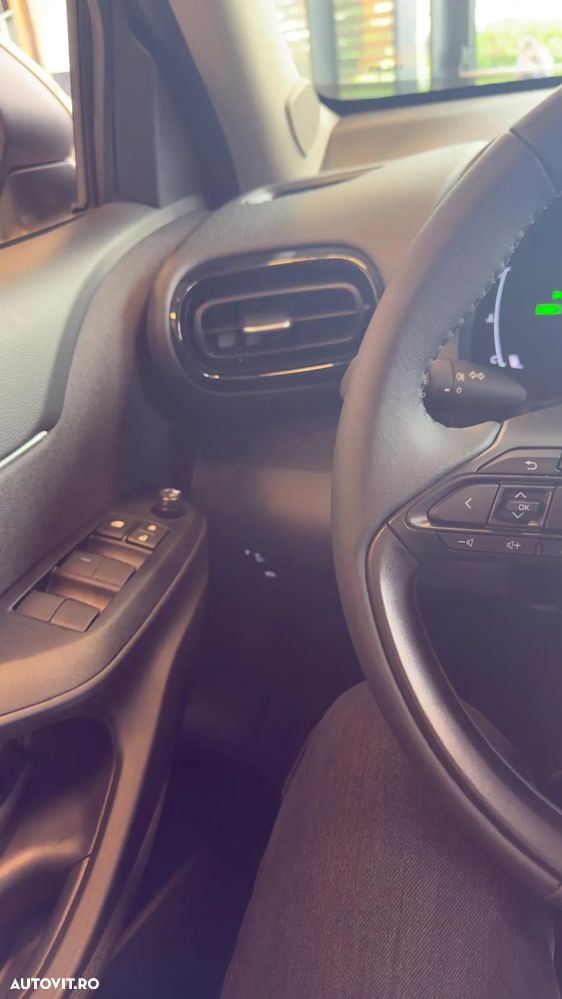 Toyota Yaris Cross 1.5 VVT-i HSD 4x2 Active - 14