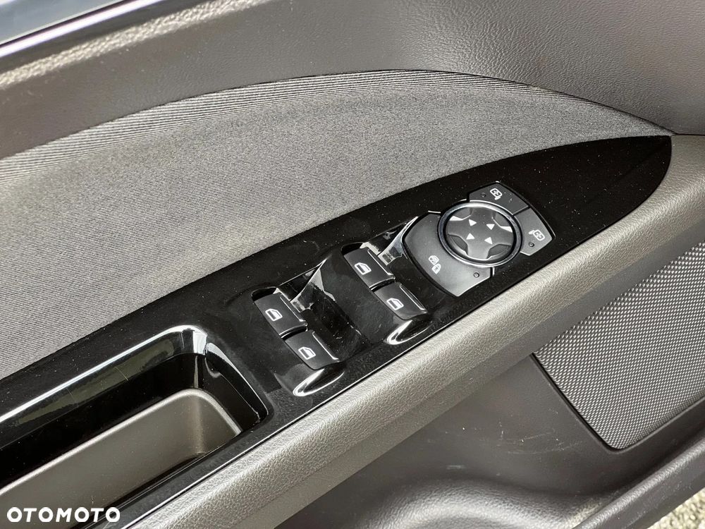 Ford Mondeo - 14