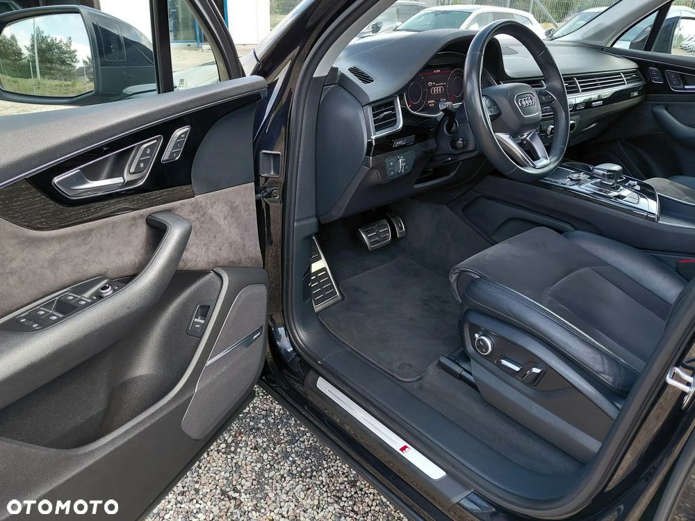 Audi Q7 50 TDI mHEV Quattro S Line Tiptr - 36