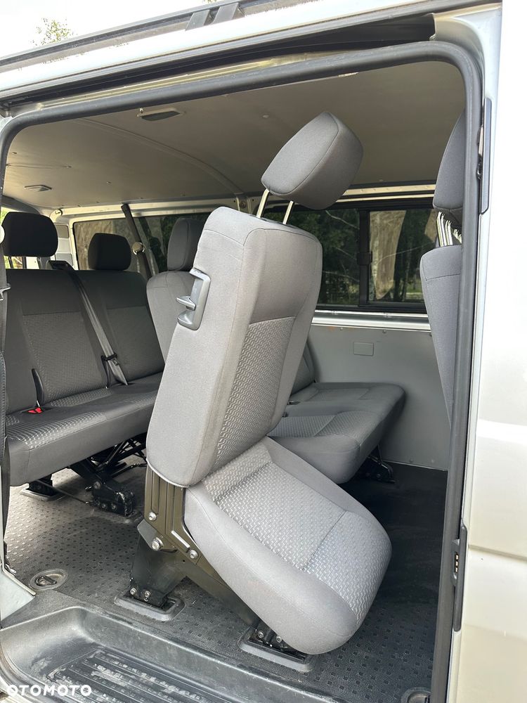 Volkswagen Transporter L2H1 - 18