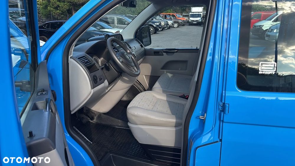 Volkswagen Transporter T5 - 8