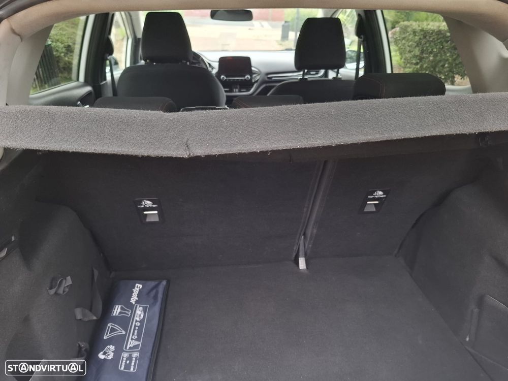Ford Fiesta 1.5 TDCi Business - 9
