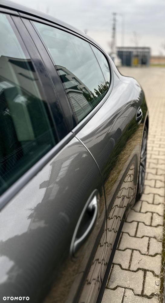 Porsche Panamera - 28