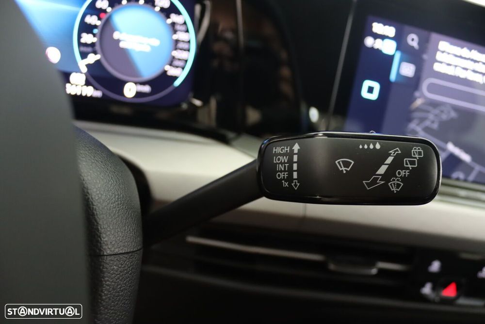 VW Golf 1.0 TSI Life - 17