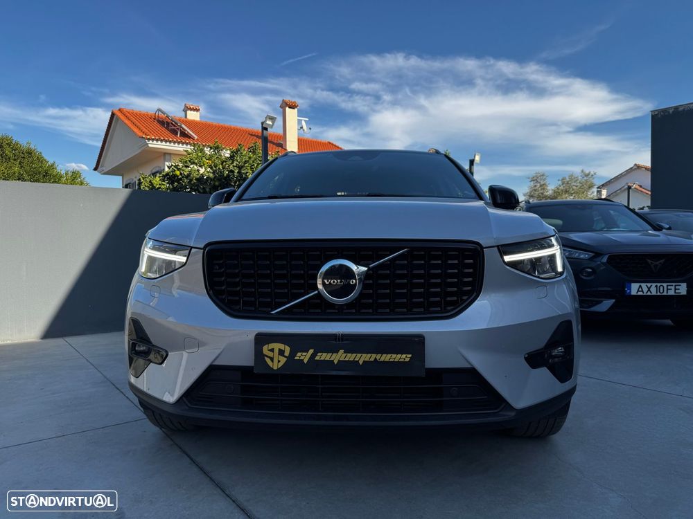 Volvo XC 40 1.5 T2 Plus Dark Auto - 2