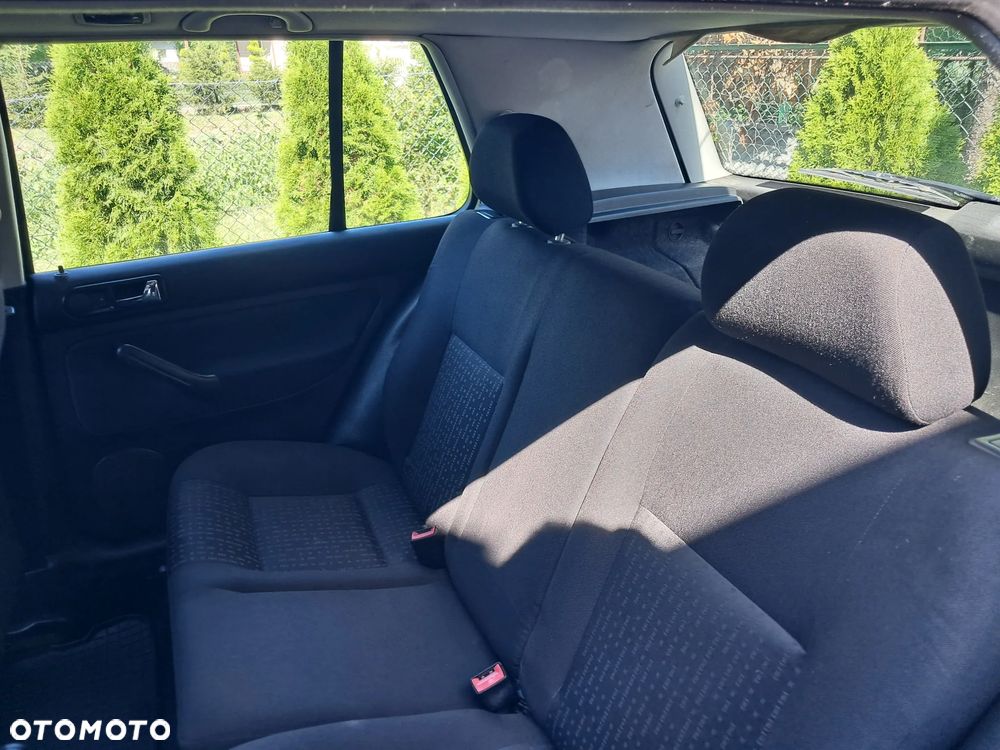 Volkswagen Golf 1.4 Q - 13