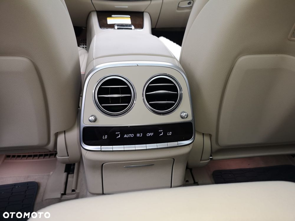 Mercedes-Benz Klasa S 500 4-Matic L 9G-TRONIC - 23
