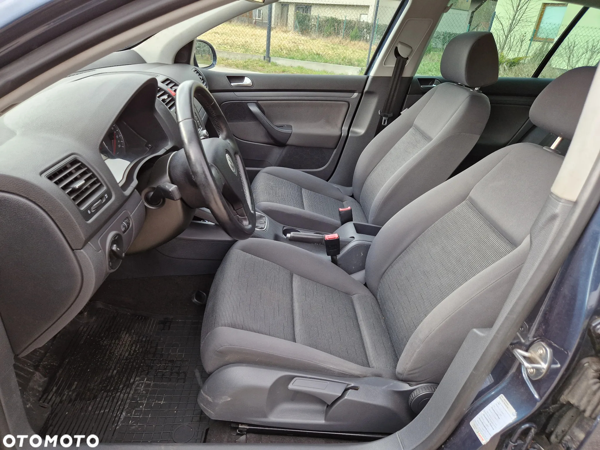 Volkswagen Golf 1.6 Comfortline - 10