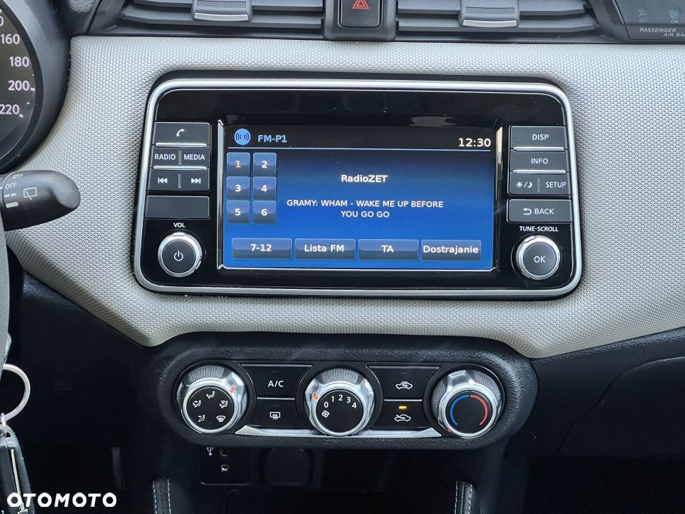 Nissan Micra 1.0 Acenta - 17