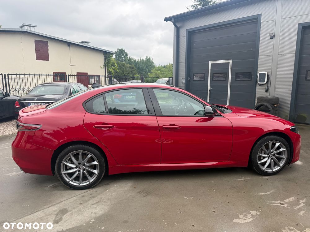 Alfa Romeo Giulia 2.0 Turbo Super Q4 - 11