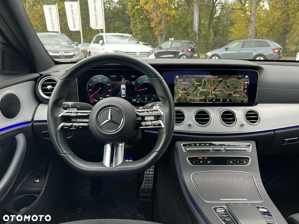 Mercedes-Benz Klasa E - 9