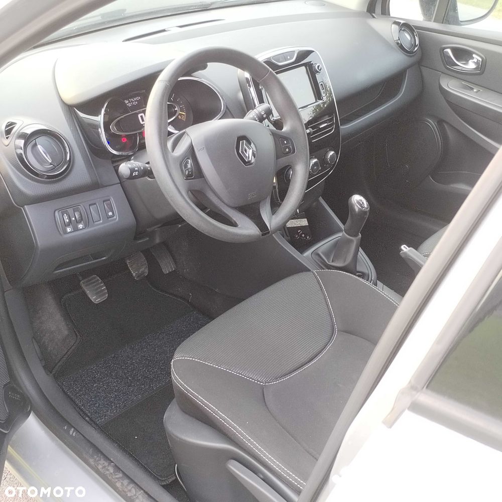 Renault Clio - 5