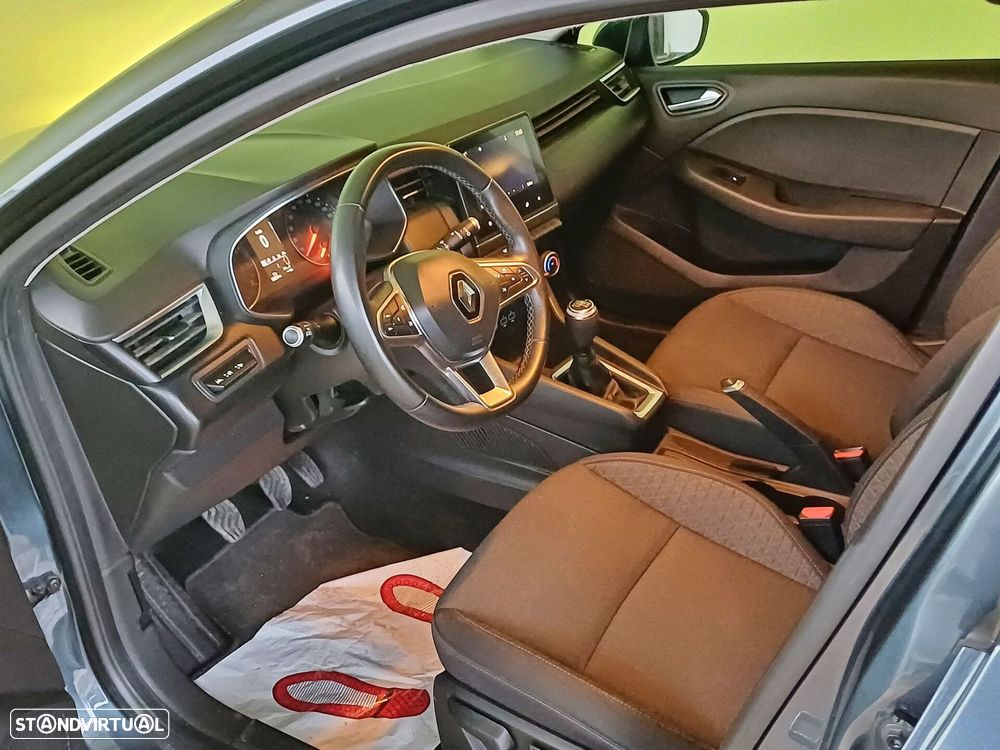 Renault Clio - 5